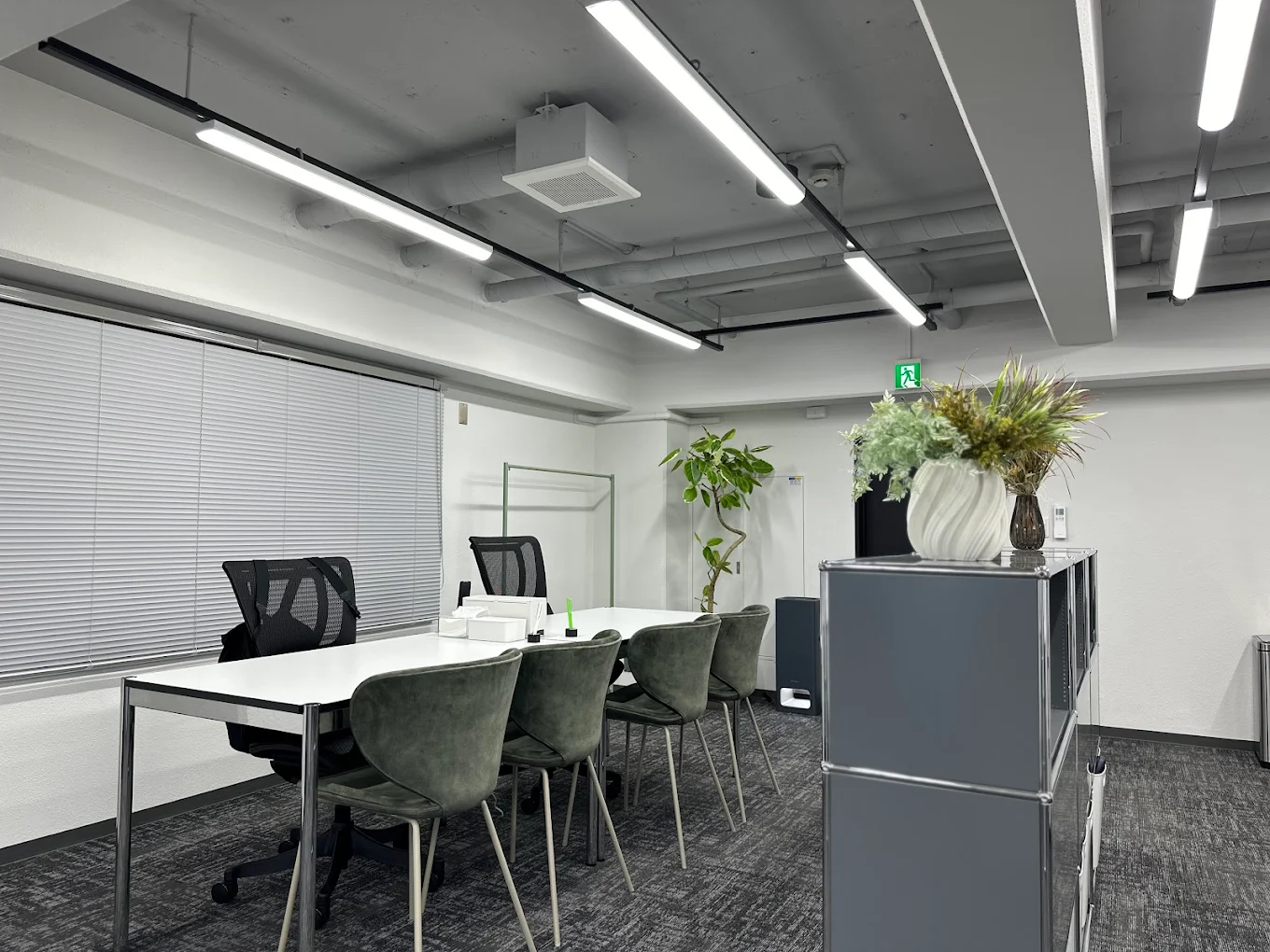 REVE Global modern office Tokyo